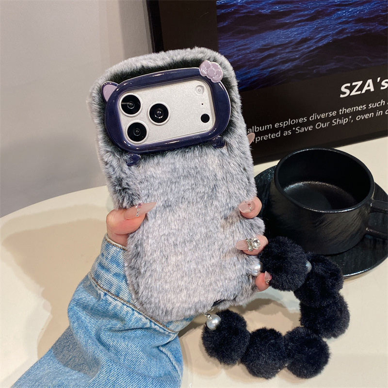 Роскошный однотонный плюшевый  – обзор и цена Phone Cases Iphone 13